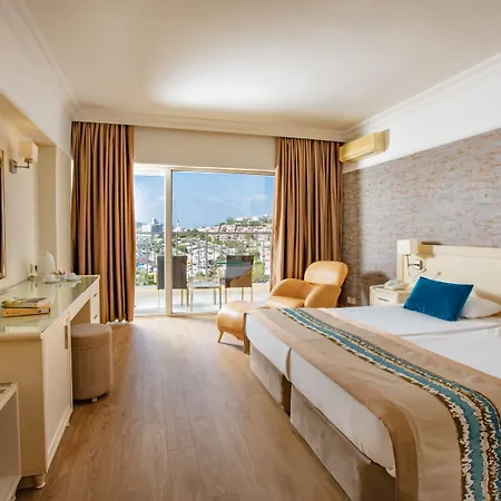 Hotel Palmin Kusadası